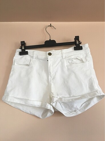 H&M Beyaz Şort