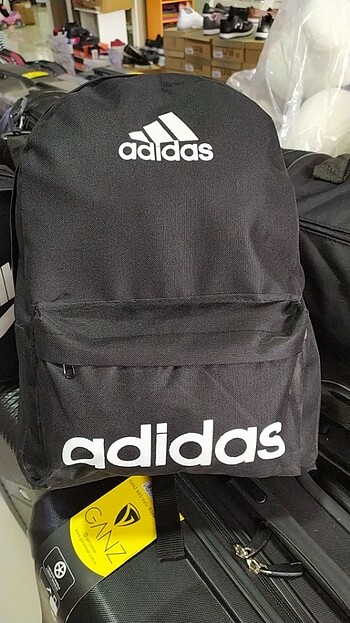 Adidas sırt çantası 