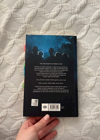 Yere Yakın Yıldızlara Uzak - Emine Tavuz - Görsel 3