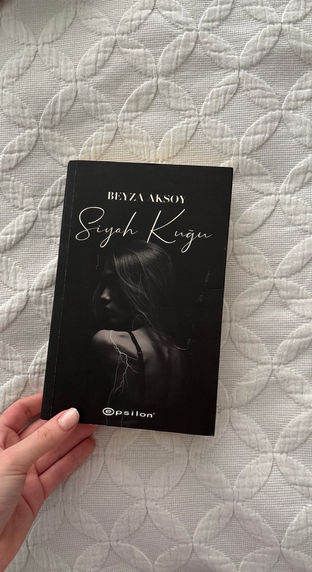 Siyah Kuğu Serisi Beyza Aksoy Epsilon Yayınları - Görsel 3