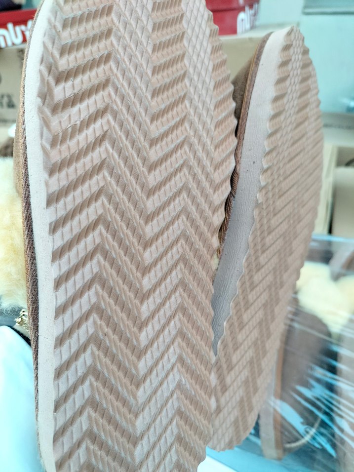 Bej Yünlü Ev Terliği kalın taban içi yumuş - Görsel 4