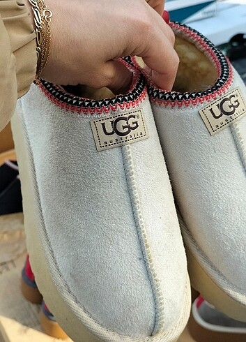 UGG içi Polarlı bot