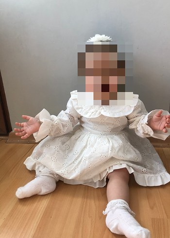 Diğer Dantel İşlemeli Beyaz Kız Elbisesi