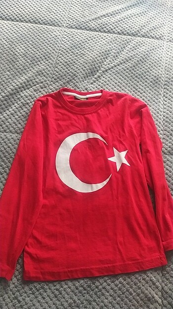 Diğer Kırmızı tişört 