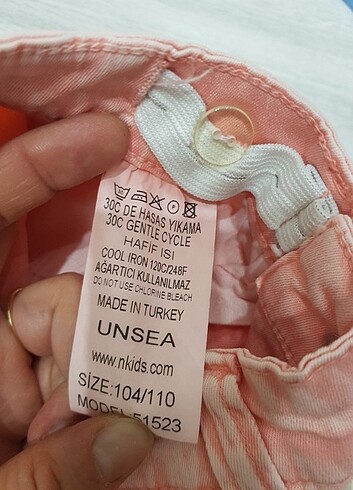 5 Yaş Beden Unsea somon renk şort