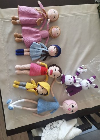 Renkli Pastel El Örgüsü Bebek amigurumi