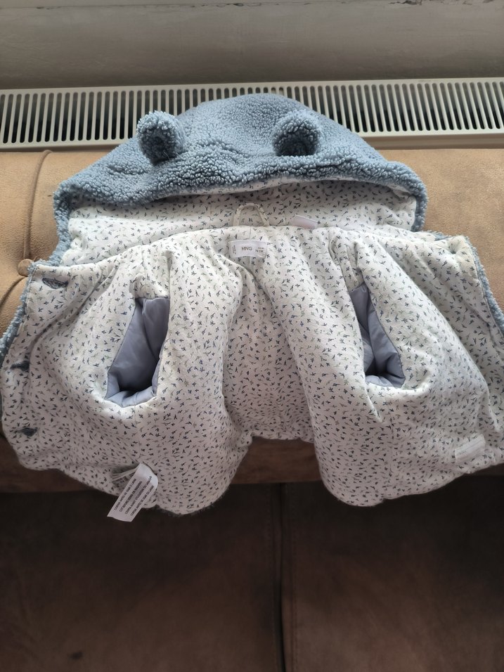 Mango Erkek Çocuk Gri Kapüşonlu
 Mont - Görsel 2