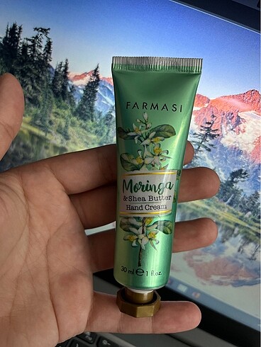 Farmasi MORINGA & SHEA YAĞI EL KREMİ 30 ML