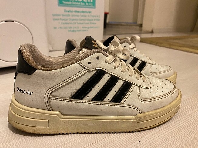 Adidas 37 numara spor ayakkabı