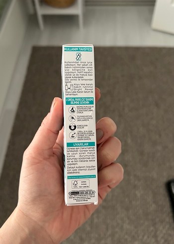 Loreal Paris Bright Reveal SPF 50 Renkli Güneş Kremi - Görsel 4