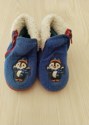 Erkek Çocuk Mavi Sıcak Ev Terliği - Görsel 2