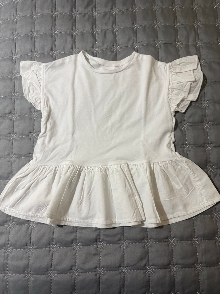 Kız Çocuk Beyaz Keten Fırfırlı Bluz - Görsel 3
