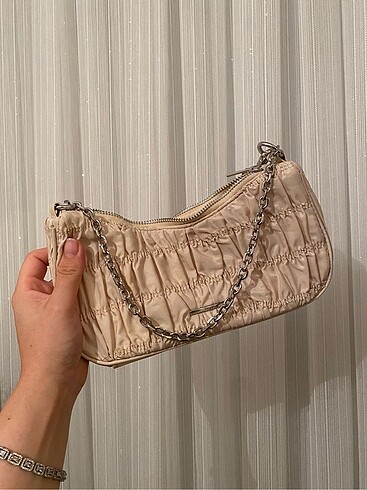 Bershka büzgülü çanta