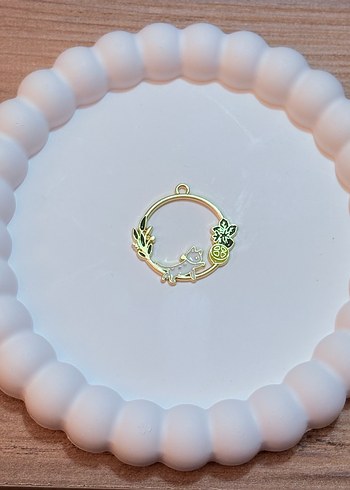 Kedi detaylı gold kolye ucu - Görsel 2