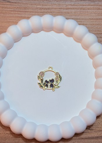 Kedi detaylı gold kolye ucu - Görsel 4