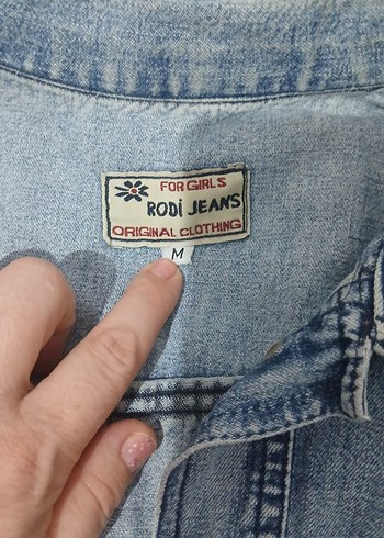 Düğmeli Kolsuz Kadın Kot Ceket - Görsel 5