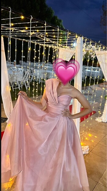 Toz pembe elbise