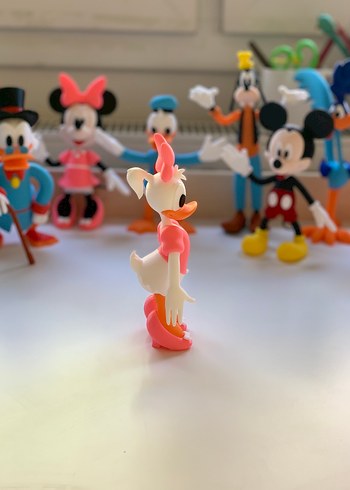  Beden Renk Daisy Duck Figürü