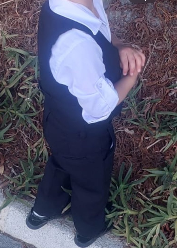 Erkek Çocuk Siyah Yelekli Takım - Görsel 2