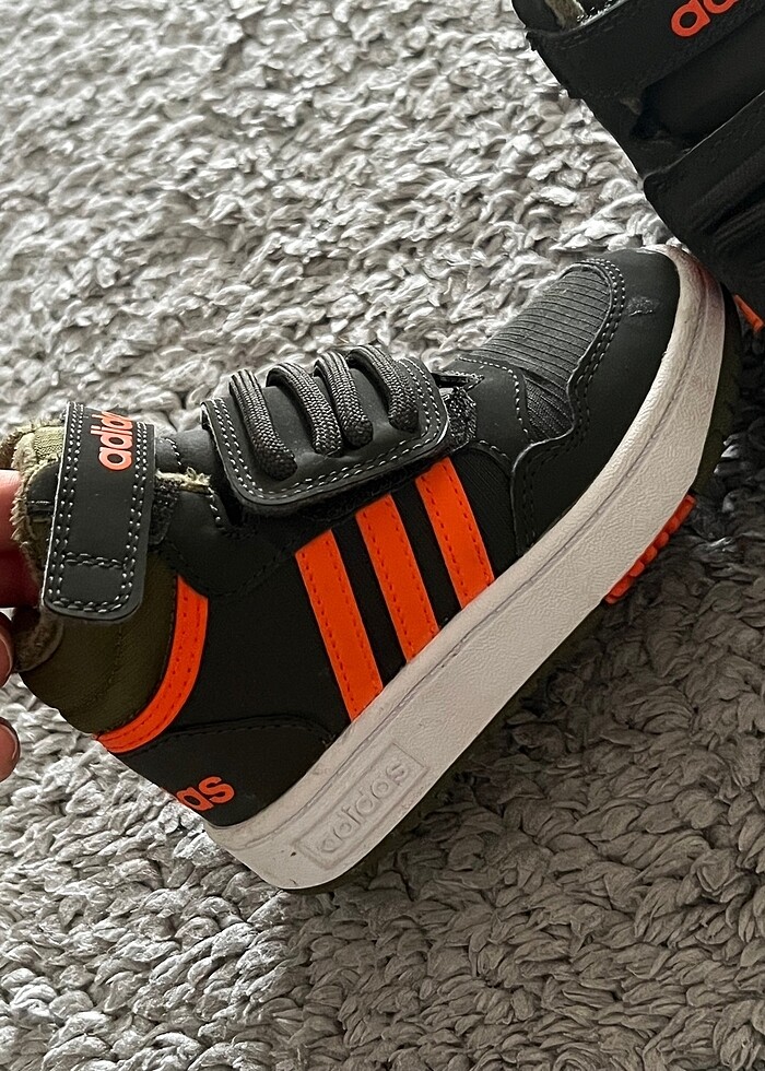 Adidas bot - Görsel 2