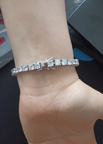 Beyaz Parlak Taşlı Kadın Bileklik - Görsel 2