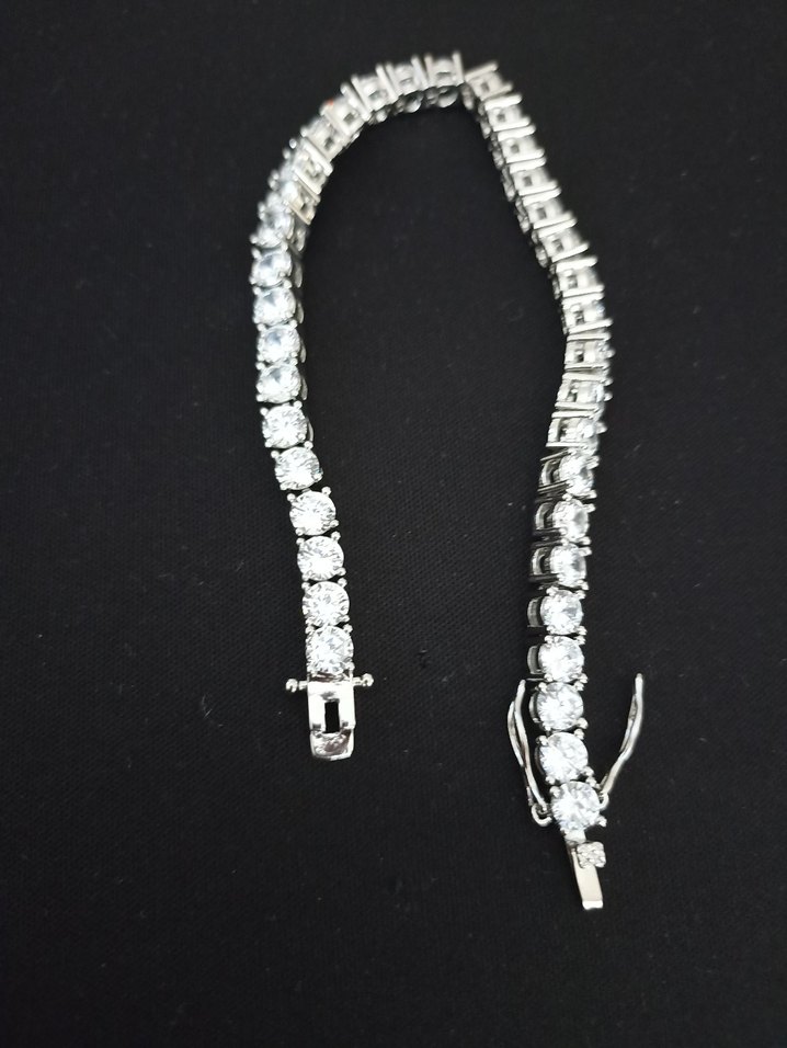 Beyaz Parlak Taşlı Kadın Bileklik - Görsel 4