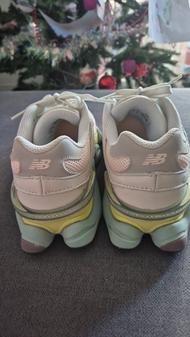 NEWBALANCE 9060 MODELİ 37.5 NUMARA - Görsel 5