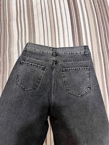 Gri jean