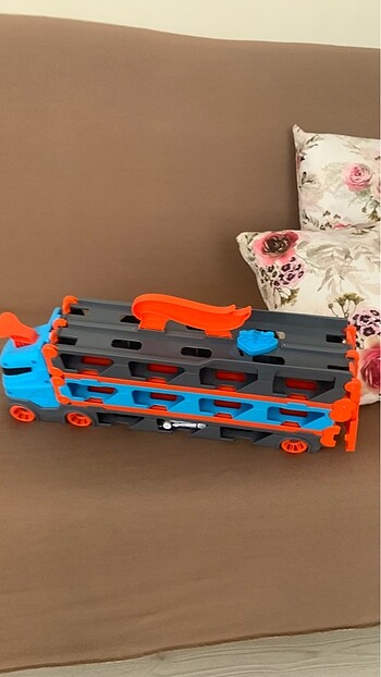  Beden Hotwheels sürat pisti