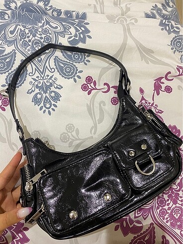 bershka çanta