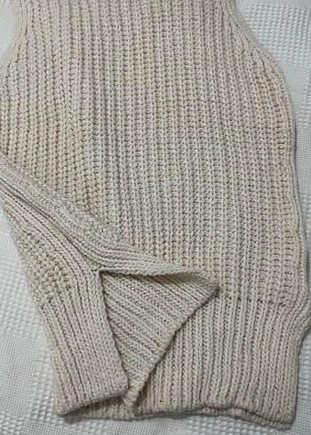 Bej Örgü Boğazlı Kolsuz Kadın süveter - Görsel 2