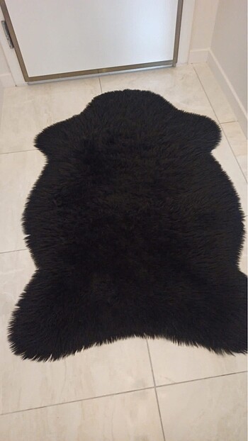 Peluş halı