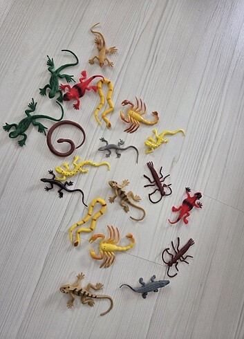  Beden Renk Plastik hayvanlar 
