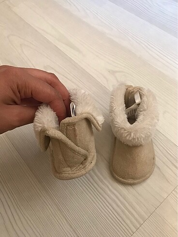 18 Beden camel Renk Ugg bot
