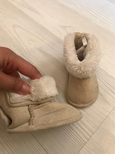 18 Beden Ugg bot