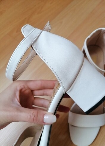 39 Beden beyaz Renk Topuklu ayakkabı 