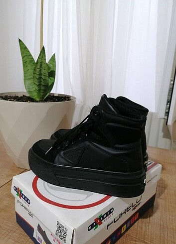 Prada Prada bot