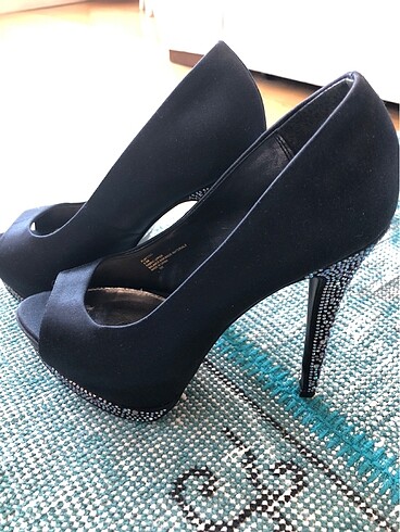 Steve Madden Taşlı saten steve madden gece ayakkabısı
