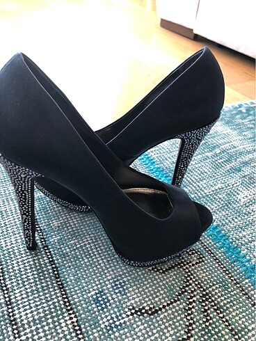 38,5 Beden Taşlı saten steve madden gece ayakkabısı