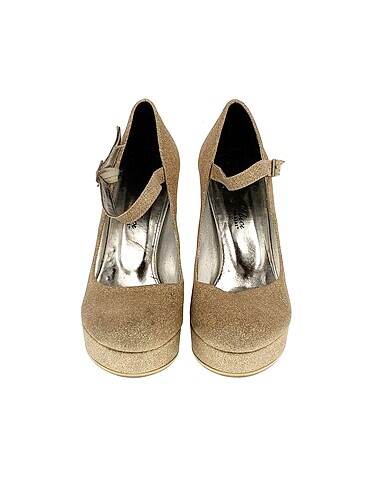 37 Beden PreLoved Platform %70 İndirimli.