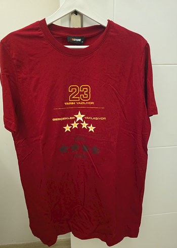 Bordo Baskılı Erkek Kısa Kollu Tişört - Görsel 3