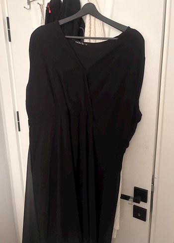 Siyah V Yakalı midi Salaş Elbise - Görsel 2