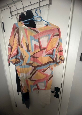 Renkli V Yaka Piliseli - Görsel 3