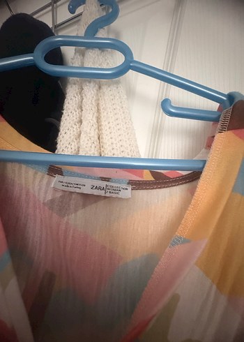 Renkli V Yaka Piliseli - Görsel 2