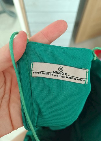 Yeşil abiye elbise