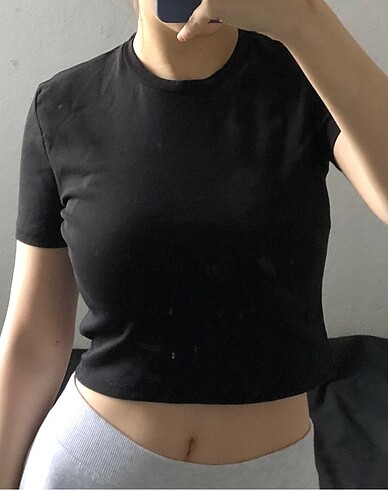 siyah tişört