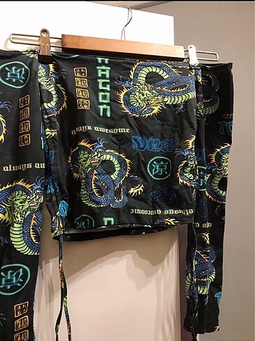 straplez bershka üst