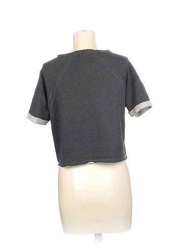 40 Beden Home Store T-shirt %70 İndirimli.