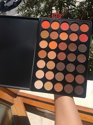35OM morphe palet 