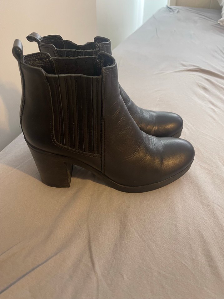 BAMBİ MARKA HAKİ DERİ RAHAT ŞIK BOT - Görsel 5